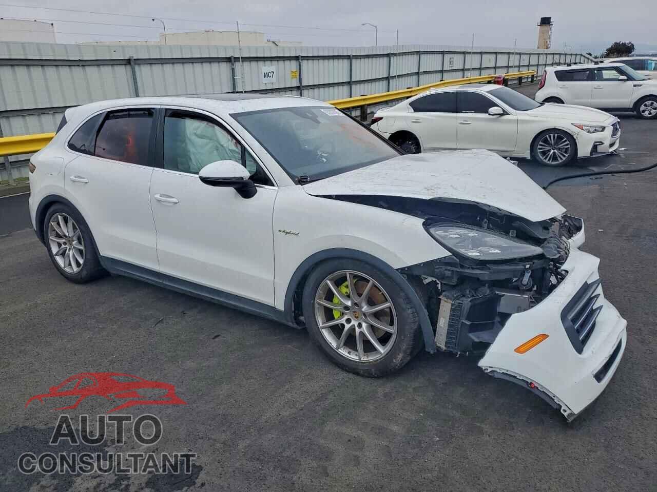 PORSCHE CAYENNE 2020 - WP1AE2AYXLDA22380
