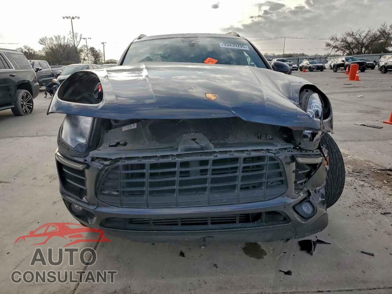 PORSCHE MACAN 2018 - WP1AA2A57JLB19217