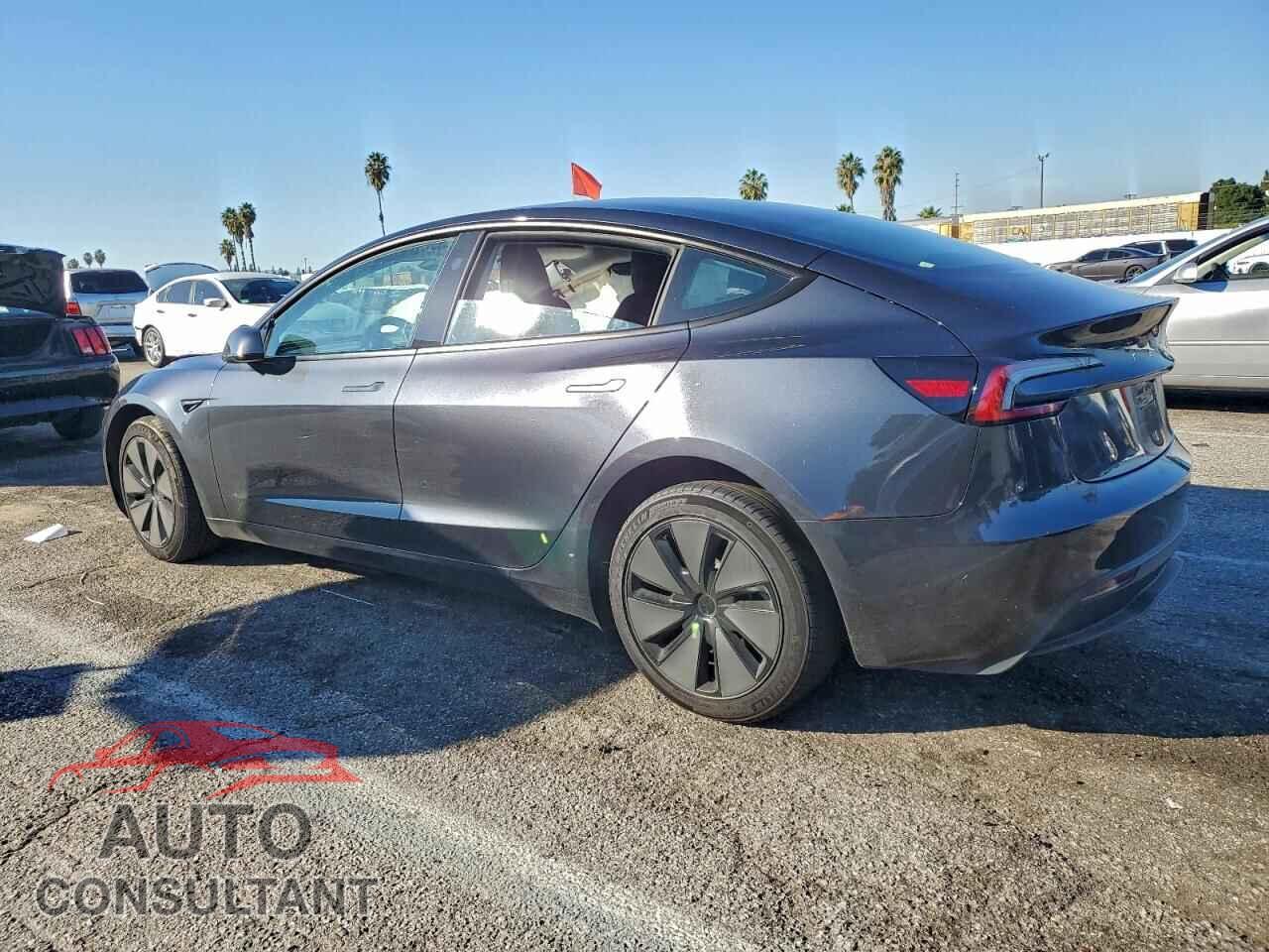 TESLA MODEL 3 2025 - 5YJ3E1EA2SF943078