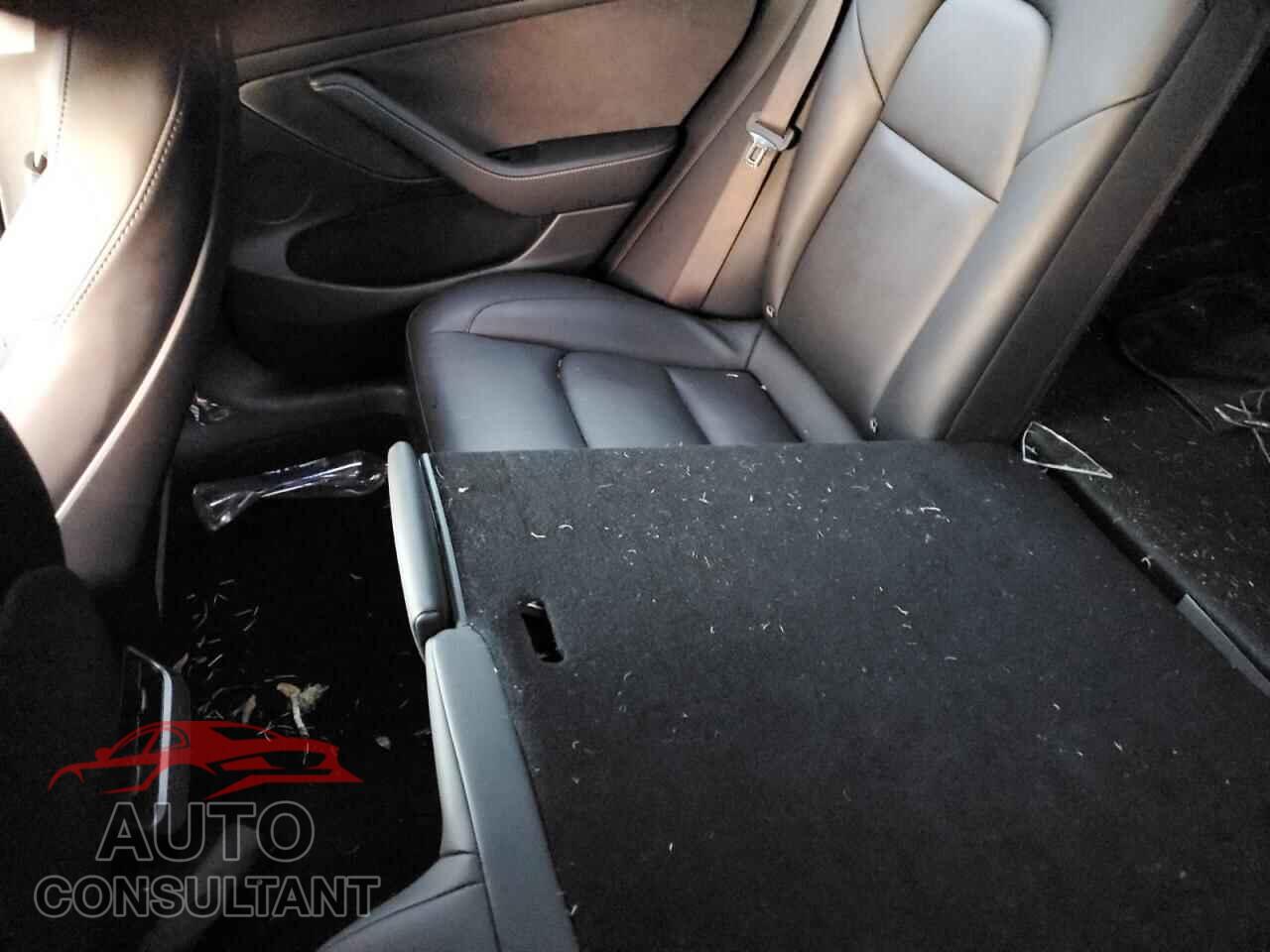 TESLA MODEL 3 2023 - 5YJ3E1EA2PF669047