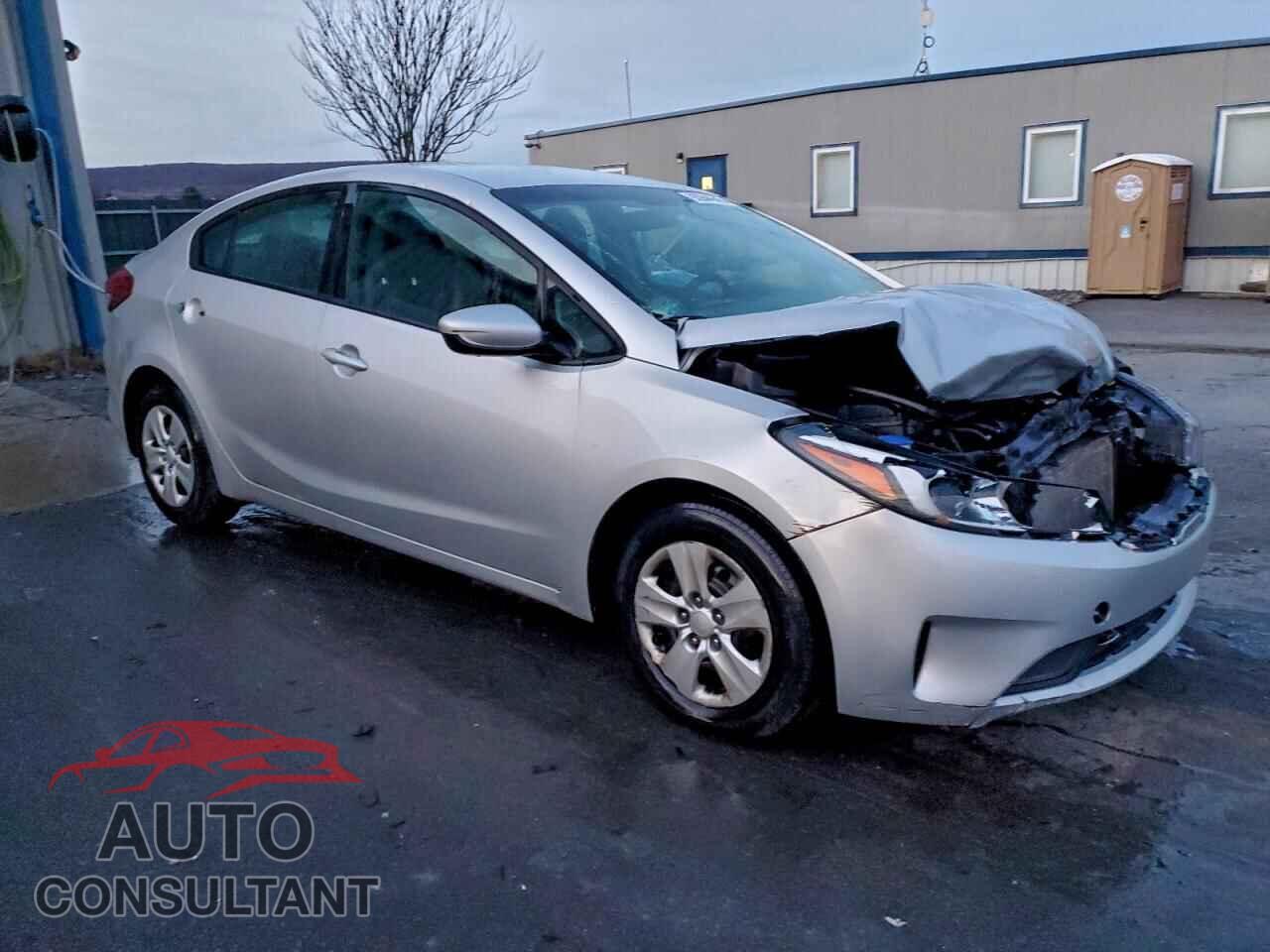 KIA FORTE 2017 - 3KPFK4A74HE046120