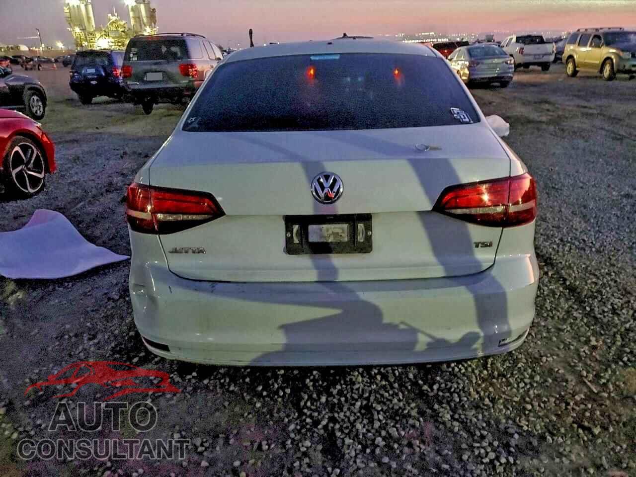 VOLKSWAGEN JETTA 2017 - 3VW2B7AJ6HM405871