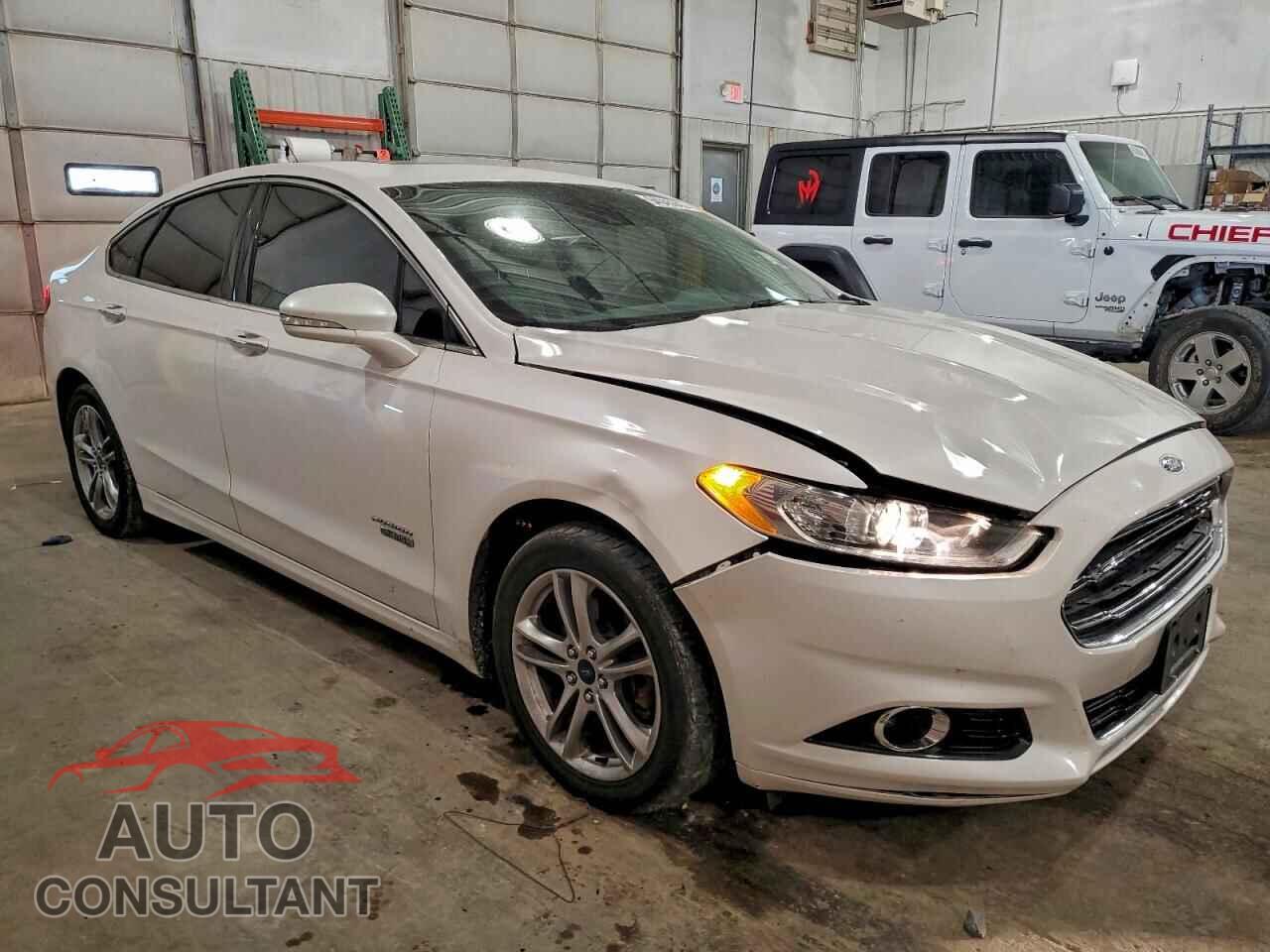 FORD FUSION 2016 - 3FA6P0SU6GR166433