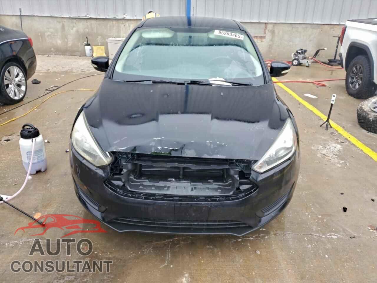 FORD FOCUS 2016 - 1FADP3F27GL244329