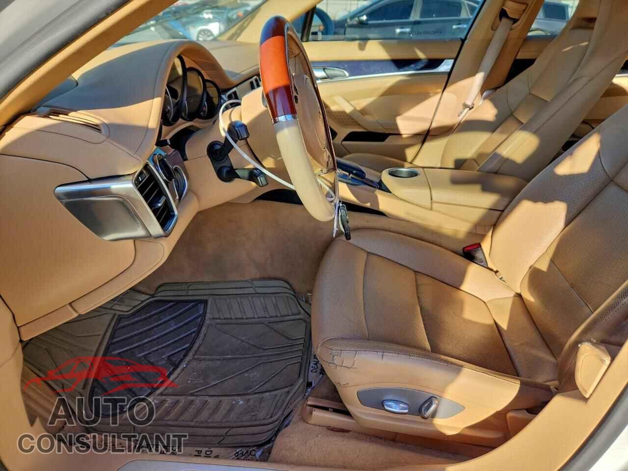PORSCHE PANAMERA 2011 - WP0AA2A74BL010315