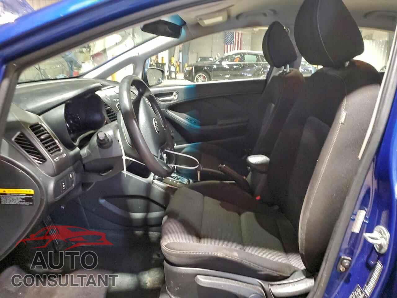KIA FORTE 2017 - 3KPFK4A77HE064885