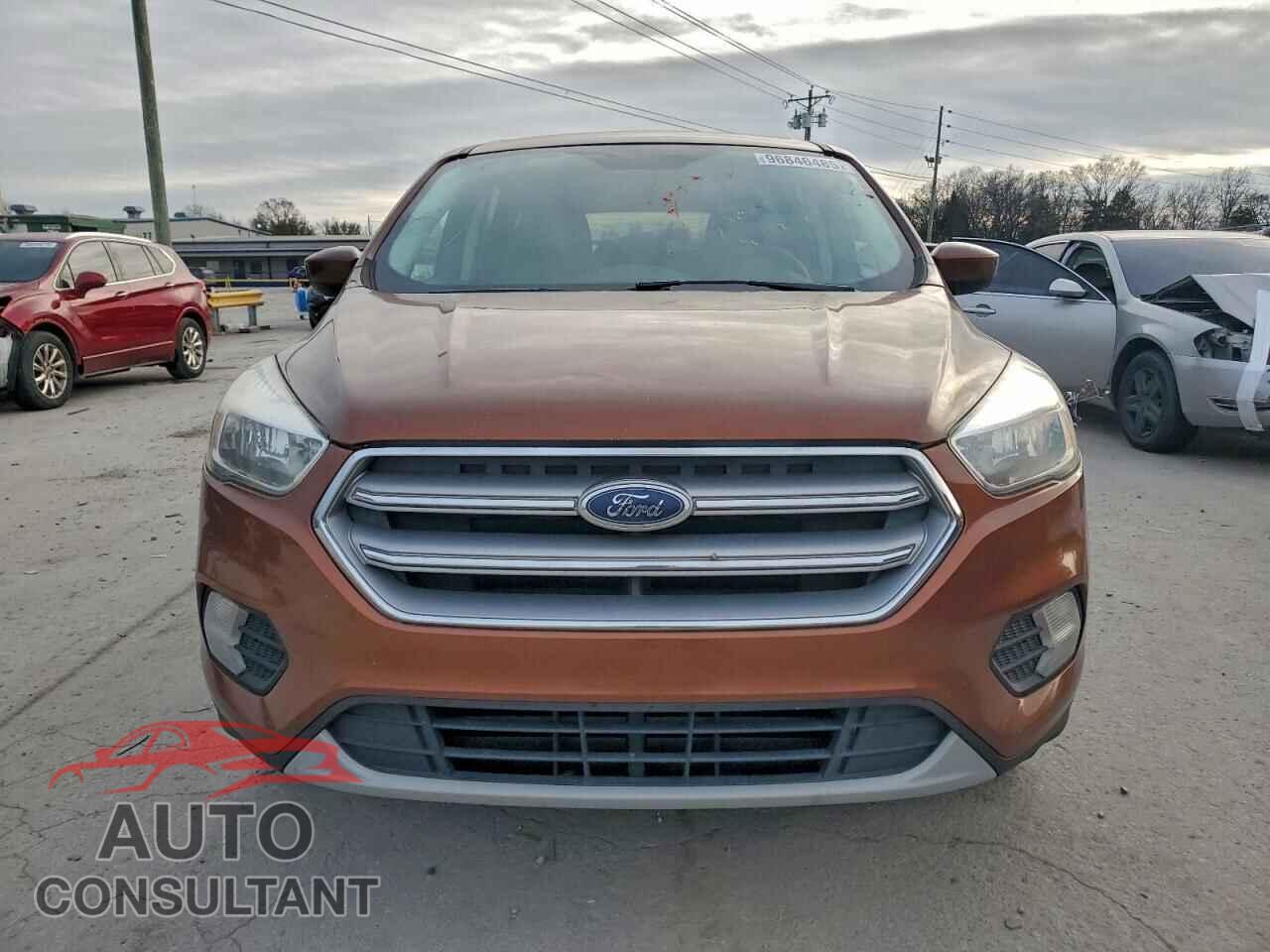 FORD ESCAPE 2017 - 1FMCU0GD8HUE98524