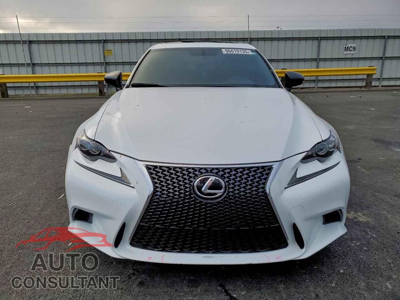 LEXUS IS 2015 - JTHCF1D29F5020688