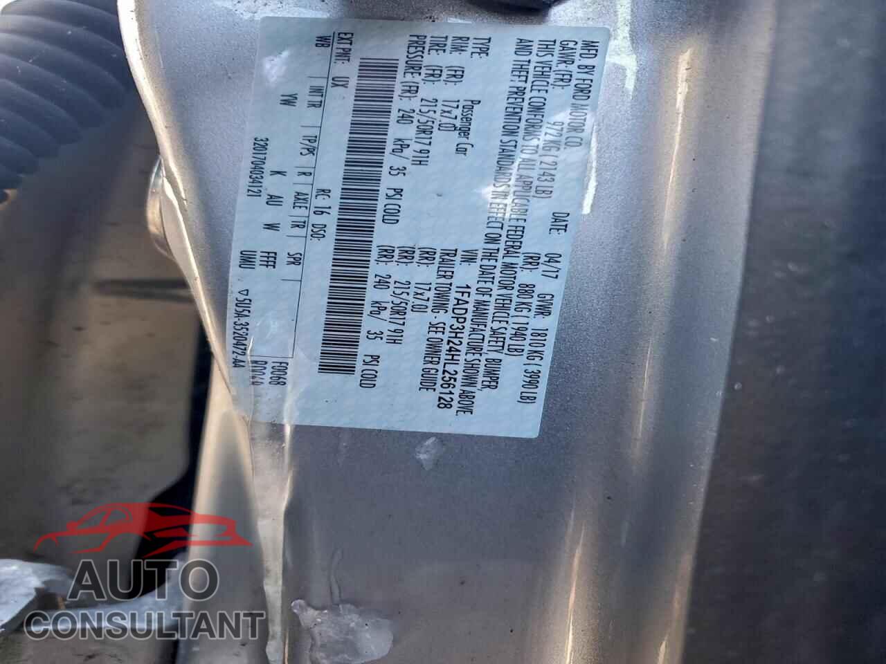 FORD FOCUS 2017 - 1FADP3H24HL256128