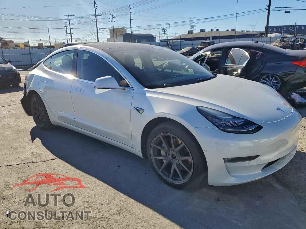 TESLA MODEL 3 2019 - 5YJ3E1EB7KF387004