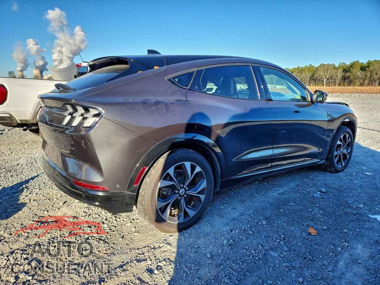 FORD MUSTANG 2022 - 3FMTK3SS1NMA25352