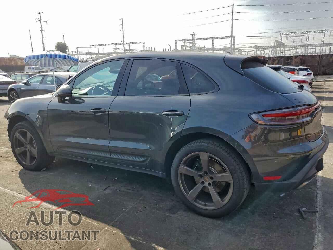 PORSCHE MACAN 2022 - WP1AA2A52NLB04744
