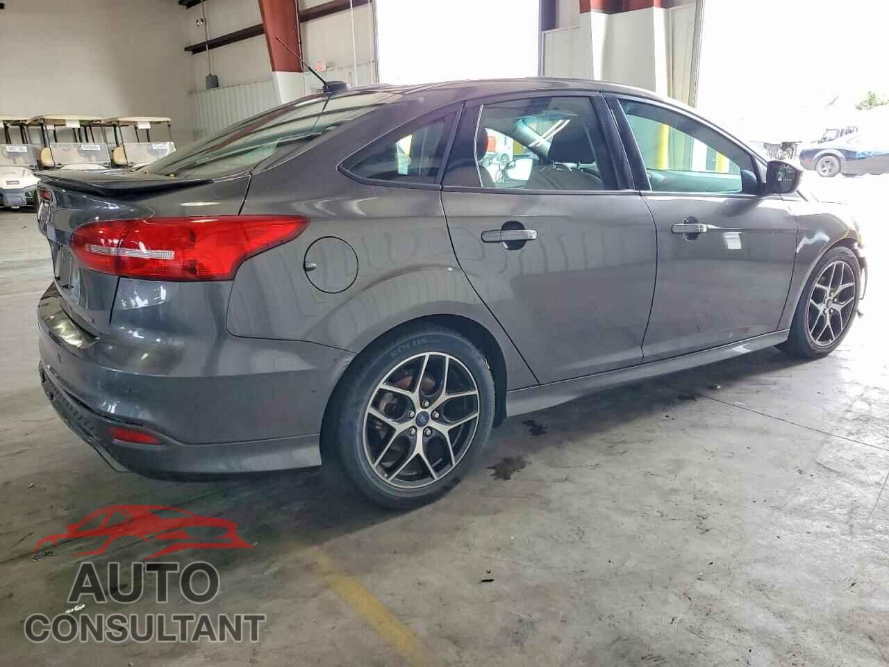 FORD FOCUS 2016 - 1FADP3F2XGL258418