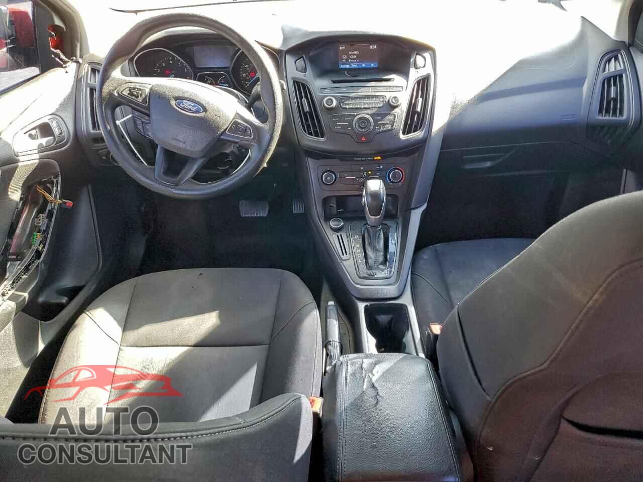FORD FOCUS 2016 - 1FADP3K26GL355203