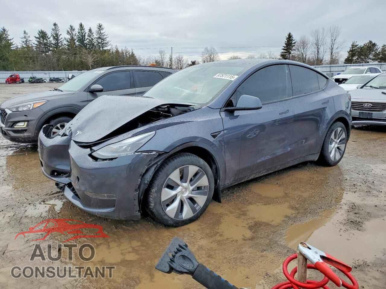 TESLA MODEL Y 2023 - LRWYGDFD7PC938891