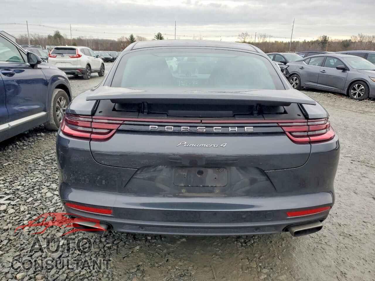 PORSCHE PANAMERA 2017 - WP0AA2A70HL100909