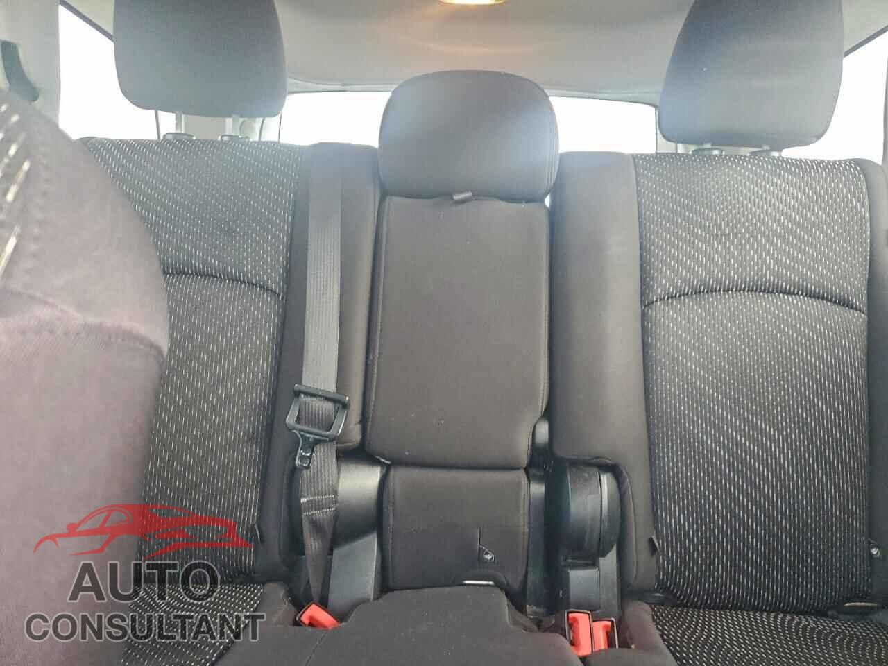 DODGE JOURNEY 2013 - 3C4PDCBB7DT721914