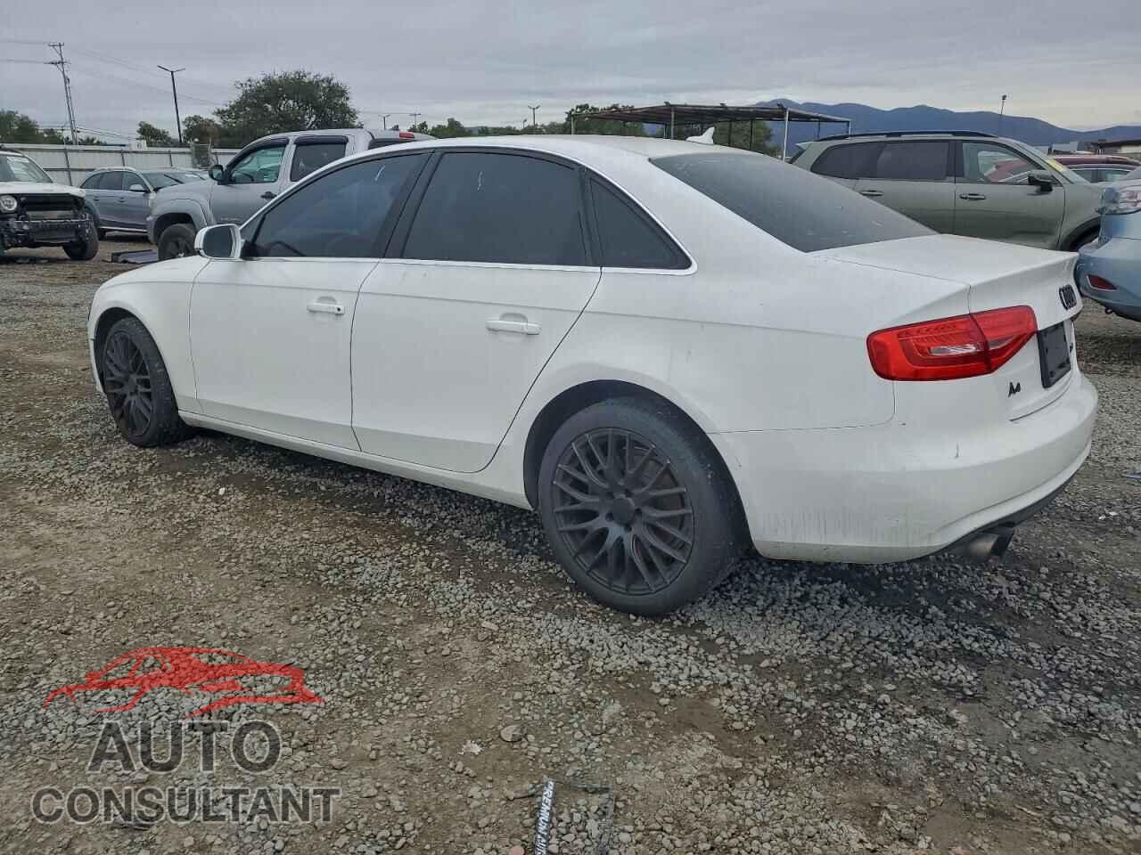 AUDI A4 2013 - WAUAFAFL1DN022265