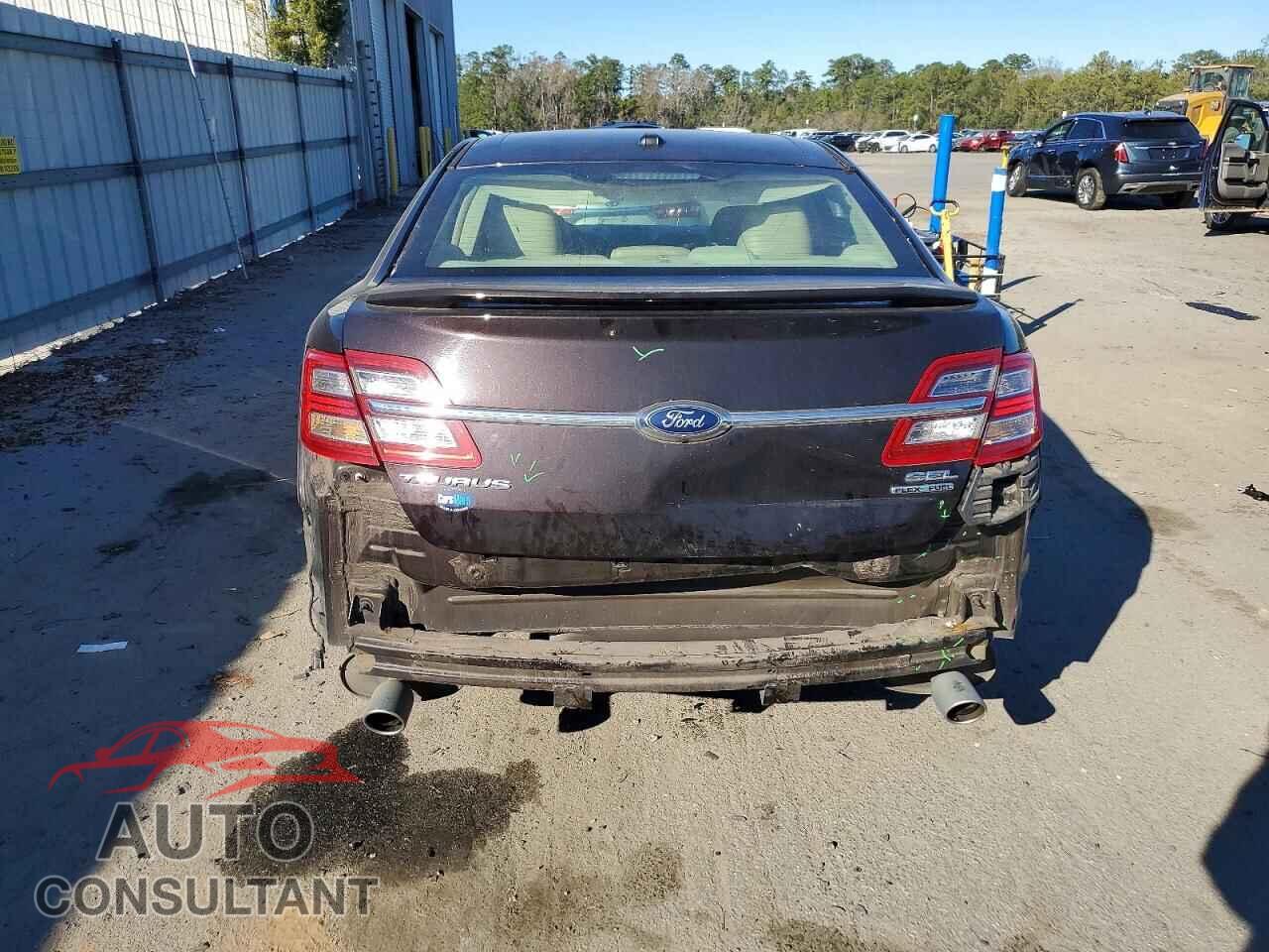 FORD TAURUS 2013 - 1FAHP2E81DG179855