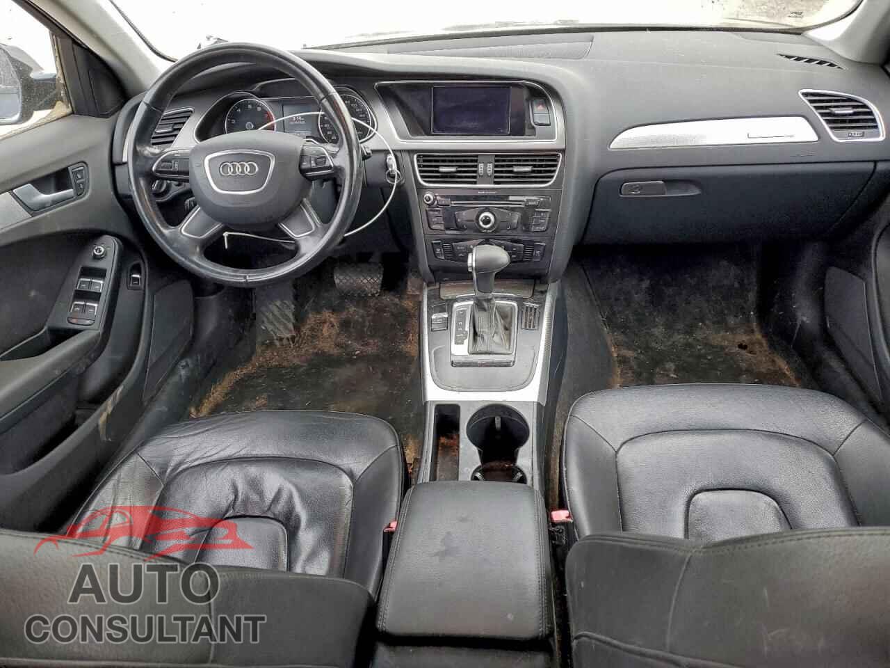 AUDI A4 2013 - WAUBFAFL2DN043579