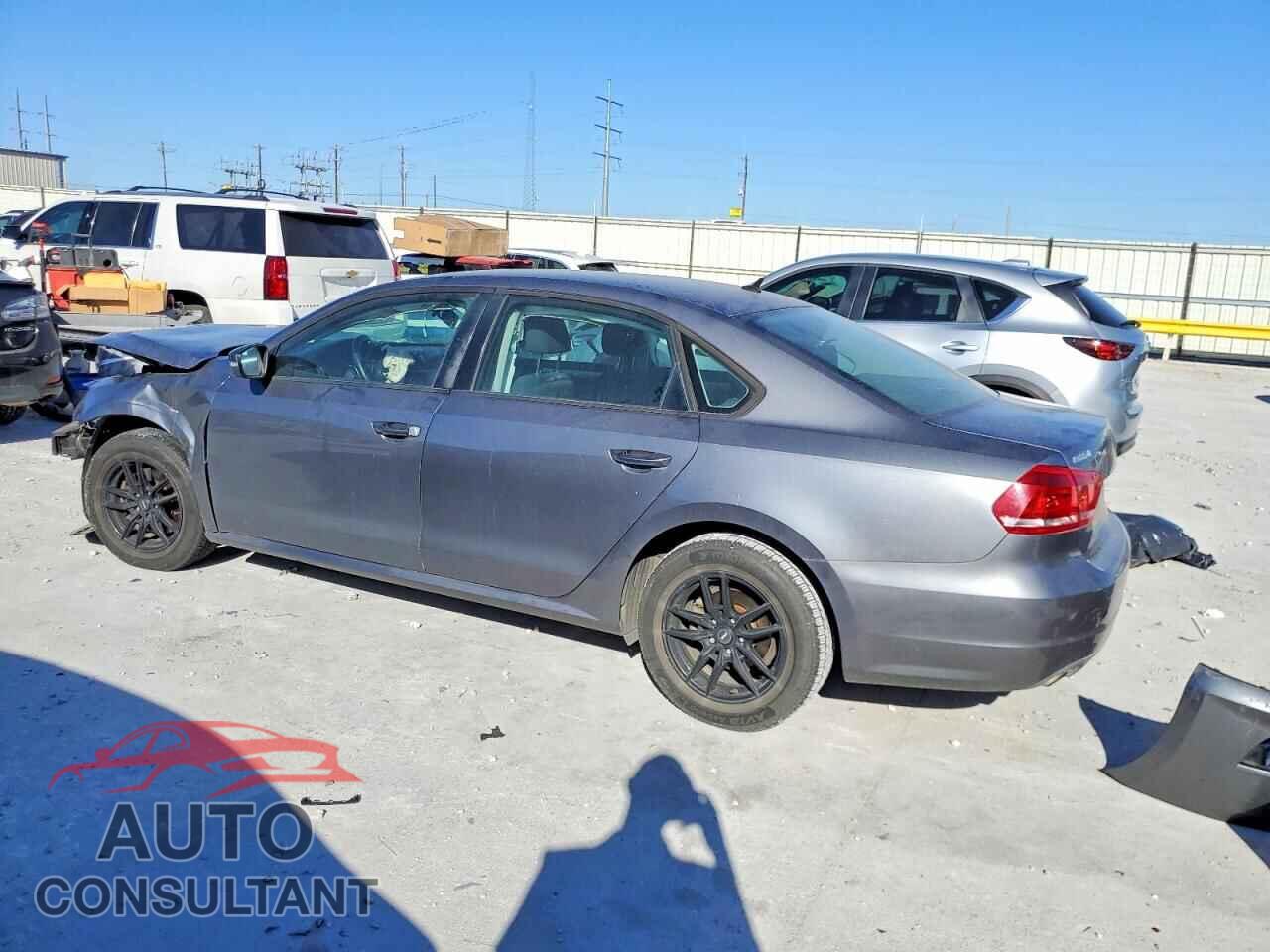 VOLKSWAGEN PASSAT 2014 - 1VWAP7A36EC006714