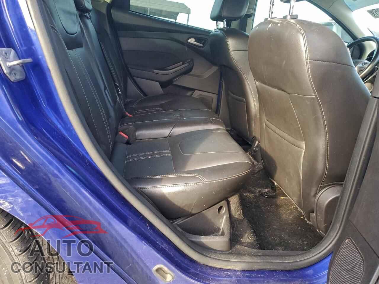 FORD FOCUS 2013 - 1FADP3N25DL371237