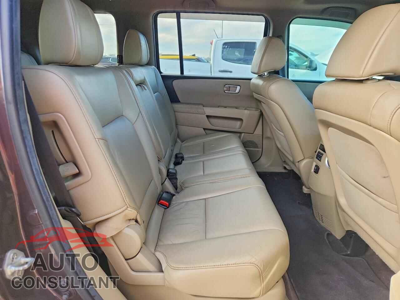 HONDA PILOT 2012 - 5FNYF3H79CB001609