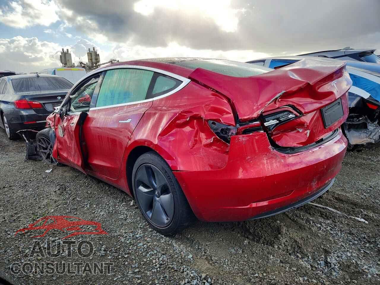 TESLA MODEL 3 2019 - 5YJ3E1EA5KF402767