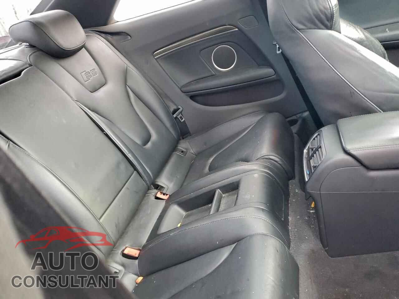 AUDI S5/RS5 2010 - WAUCVAFR5AA021770