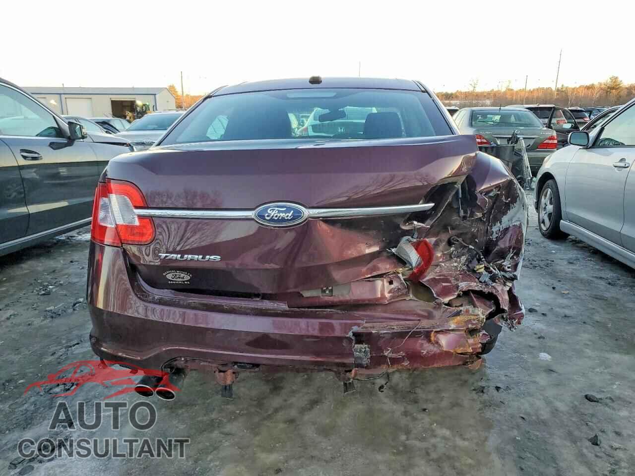 FORD TAURUS 2011 - 1FAHP2EW2BG110281
