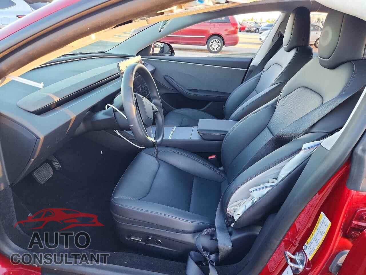 TESLA MODEL 3 2024 - 5YJ3E1EA4RF872458