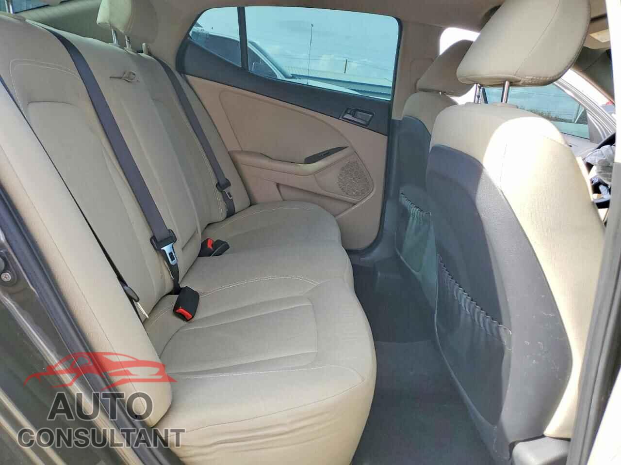 KIA OPTIMA 2011 - KNAGM4A76B5147786