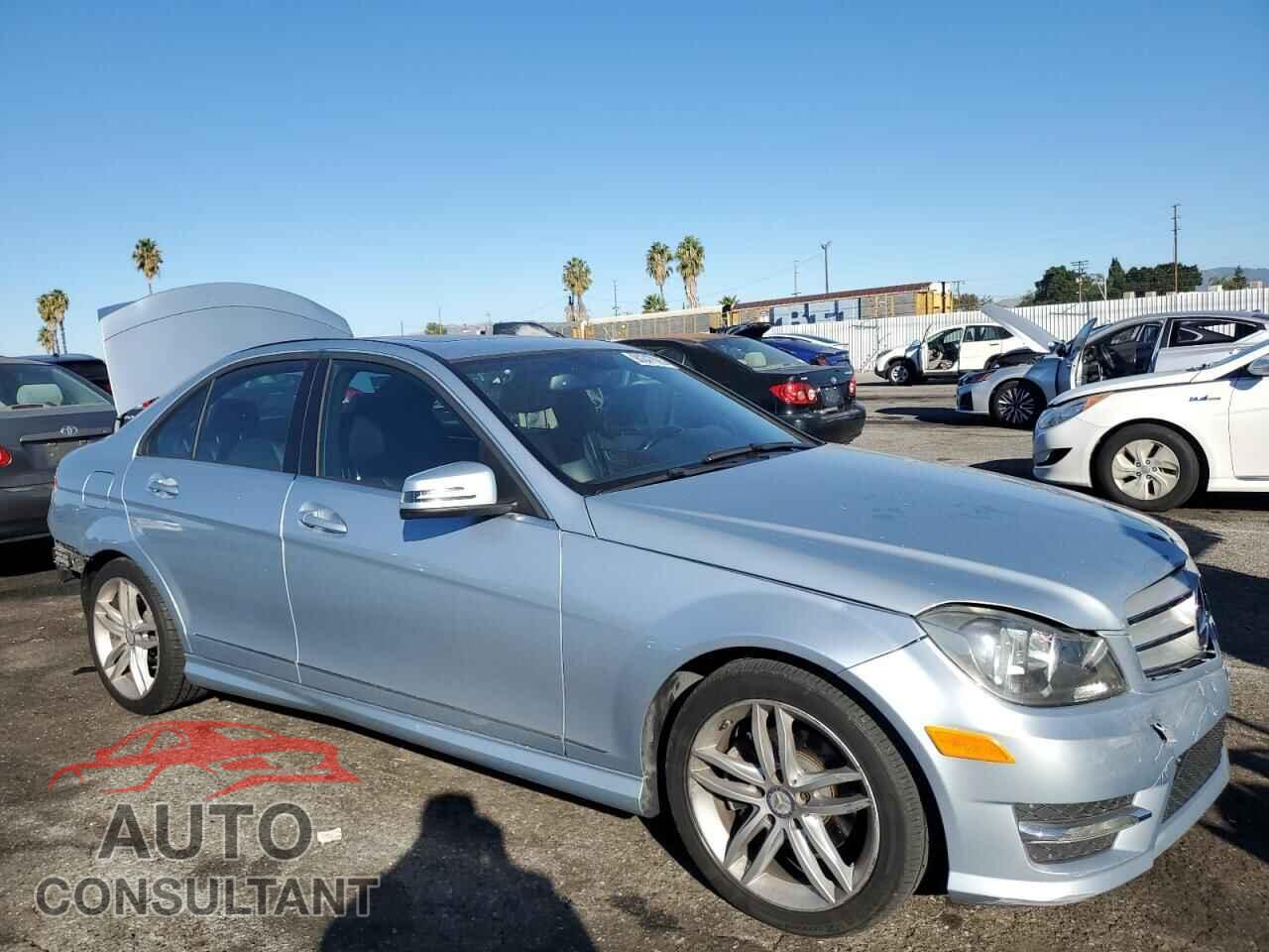 MERCEDES-BENZ C-CLASS 2014 - WDDGF4HB5EA930963