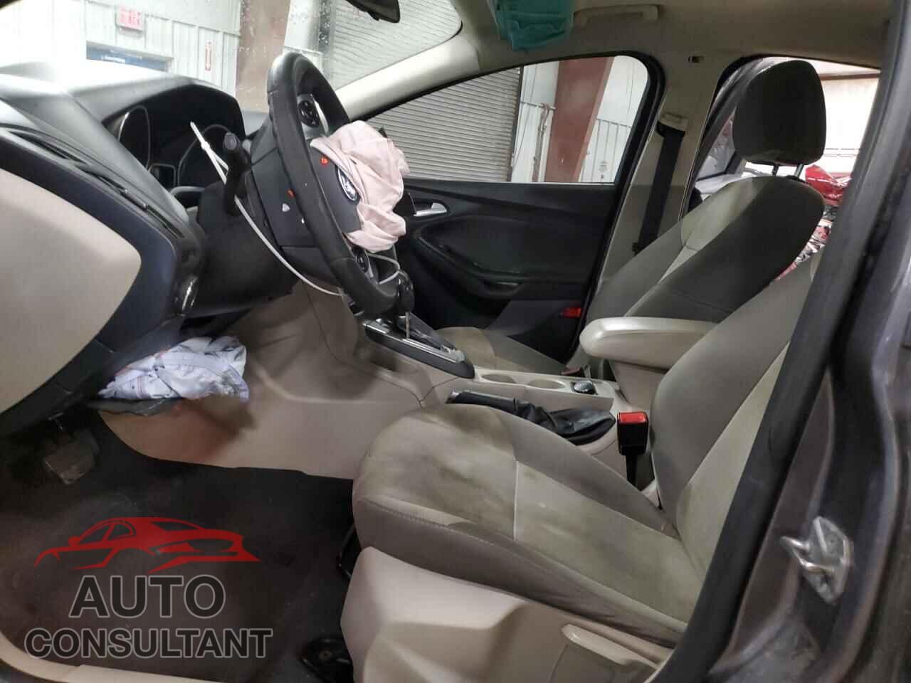 FORD FOCUS 2014 - 1FADP3F29EL302812