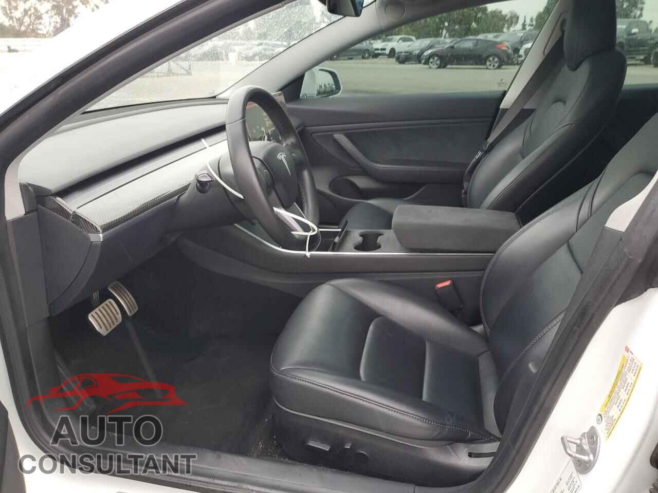 TESLA MODEL 3 2019 - 5YJ3E1EB7KF425587