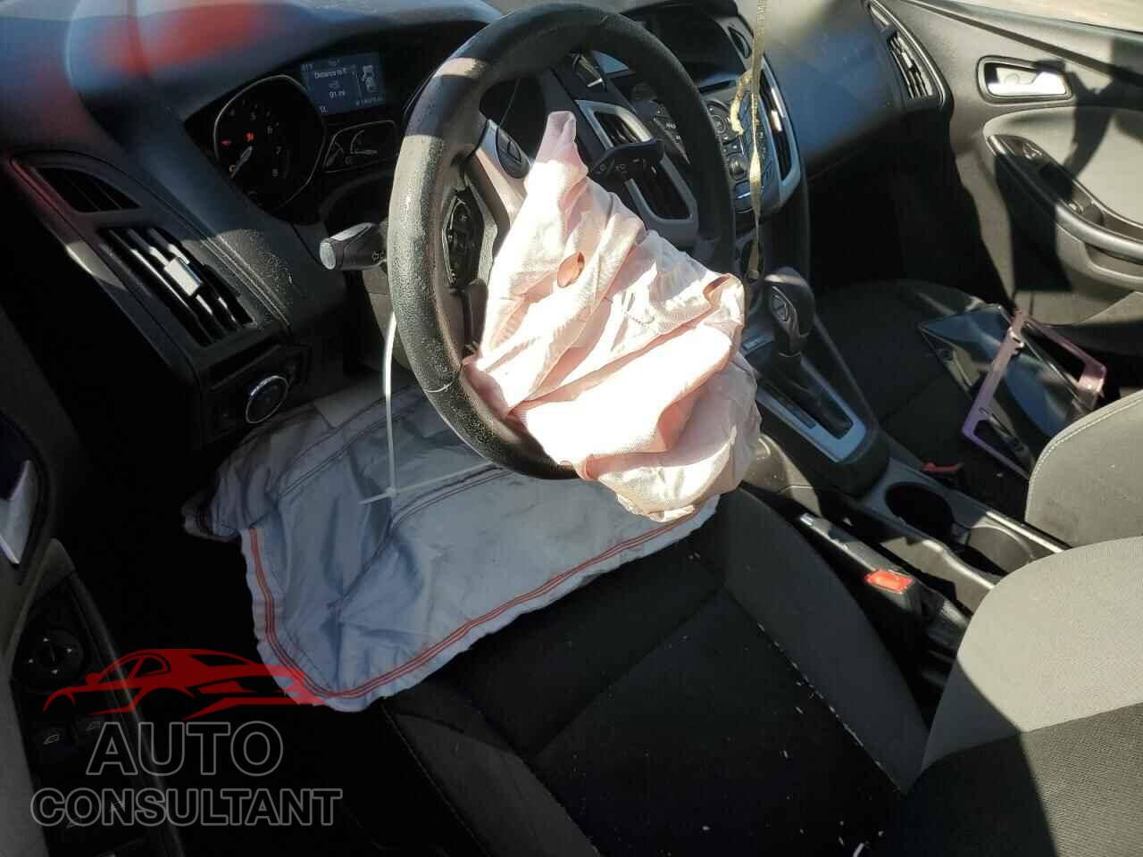 FORD FOCUS 2014 - 1FADP3F29EL317620