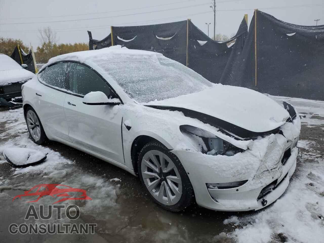 TESLA MODEL 3 2021 - 5YJ3E1EA3MF870323