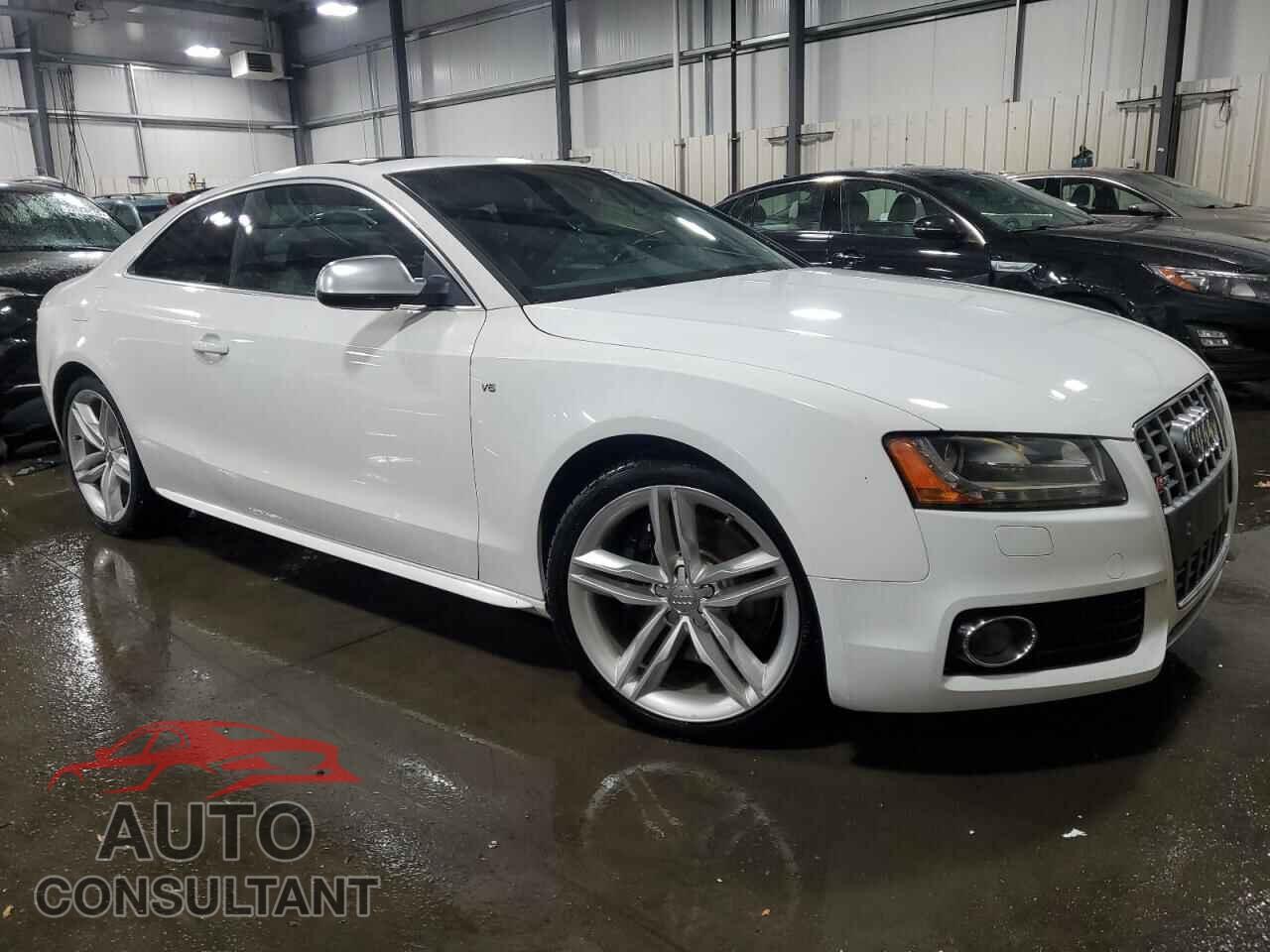 AUDI S5/RS5 2011 - WAUVVAFR5BA015784