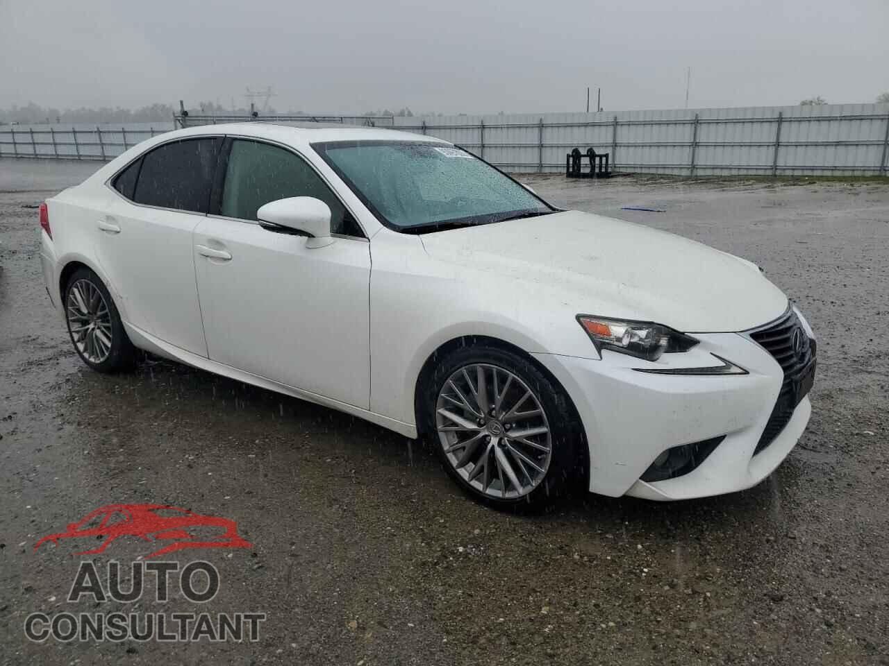 LEXUS IS 2014 - JTHBF1D27E5035751