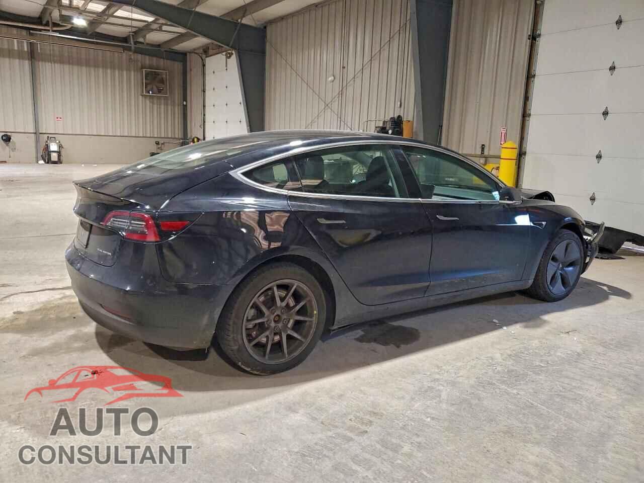 TESLA MODEL 3 2019 - 5YJ3E1EB8KF384547