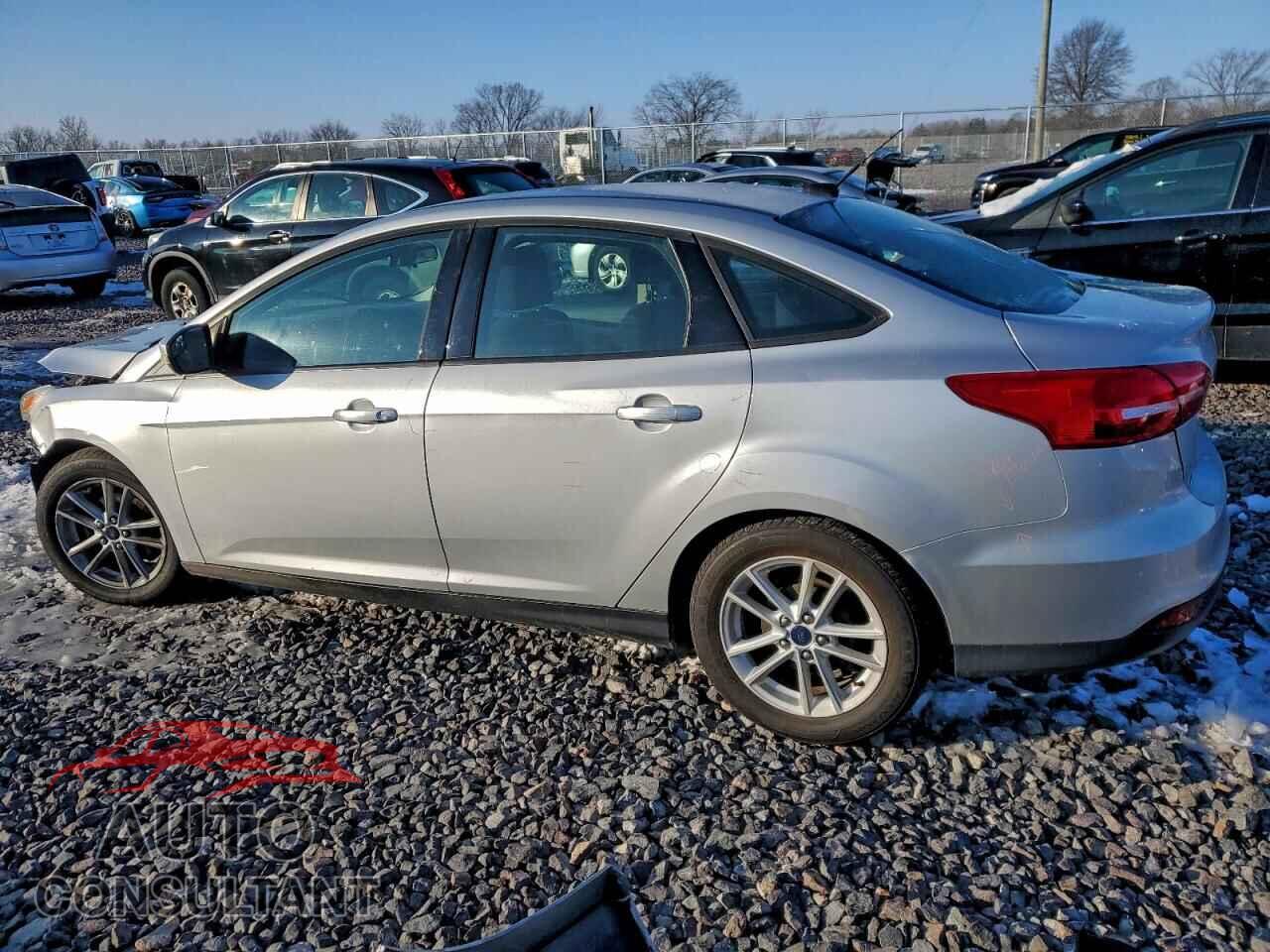 FORD FOCUS 2015 - 1FADP3F20FL339863