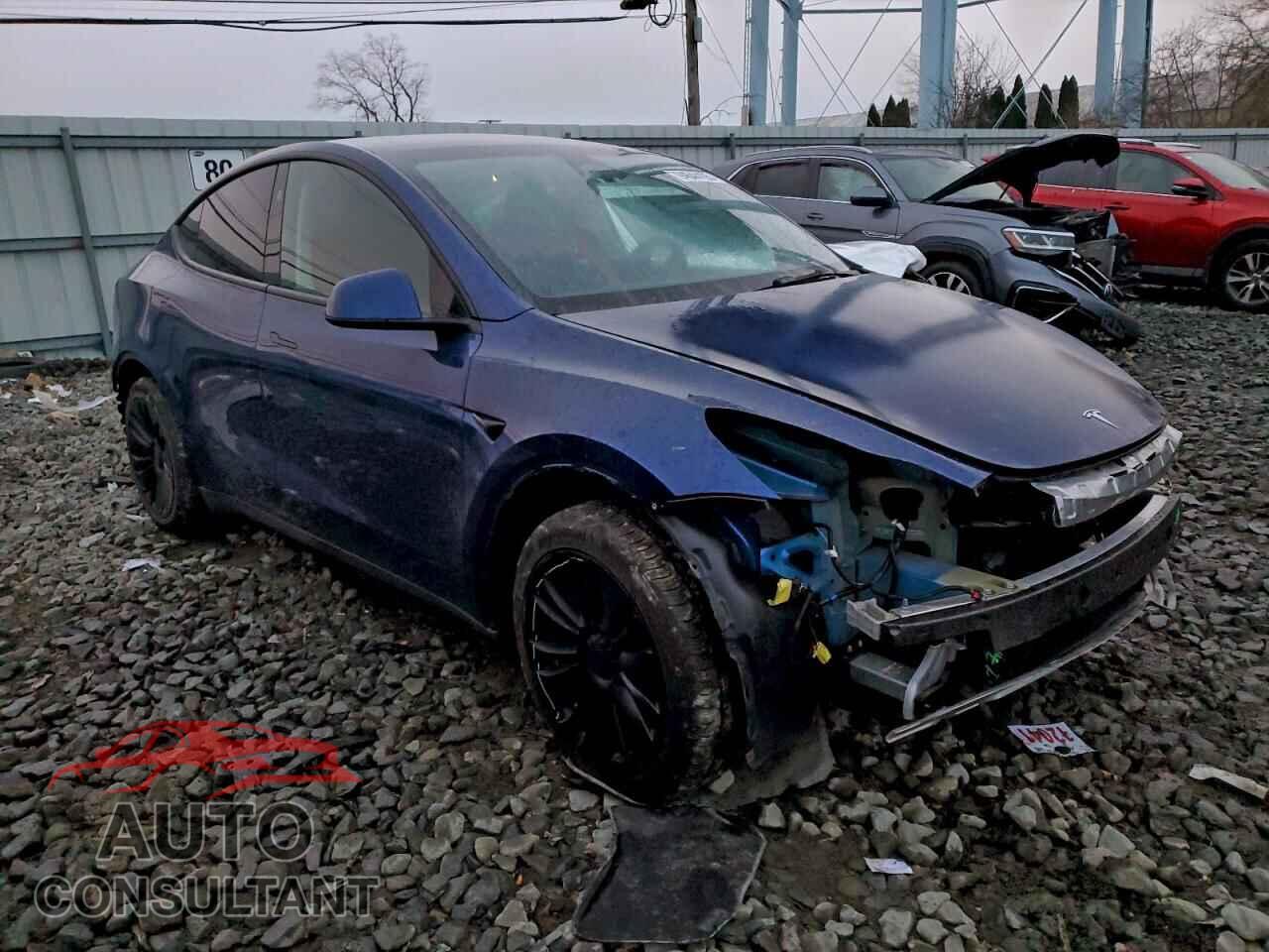 TESLA MODEL Y 2023 - 7SAYGDEDXPF923666