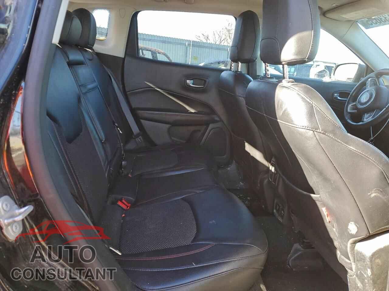 JEEP COMPASS 2017 - 3C4NJDDB3HT666001