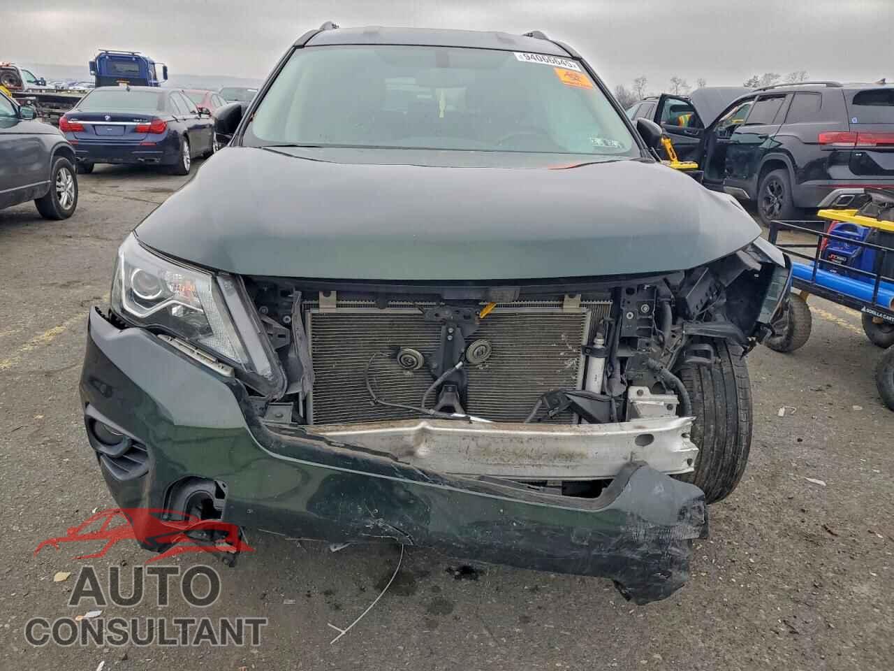 NISSAN PATHFINDER 2019 - 5N1DR2MM6KC632014