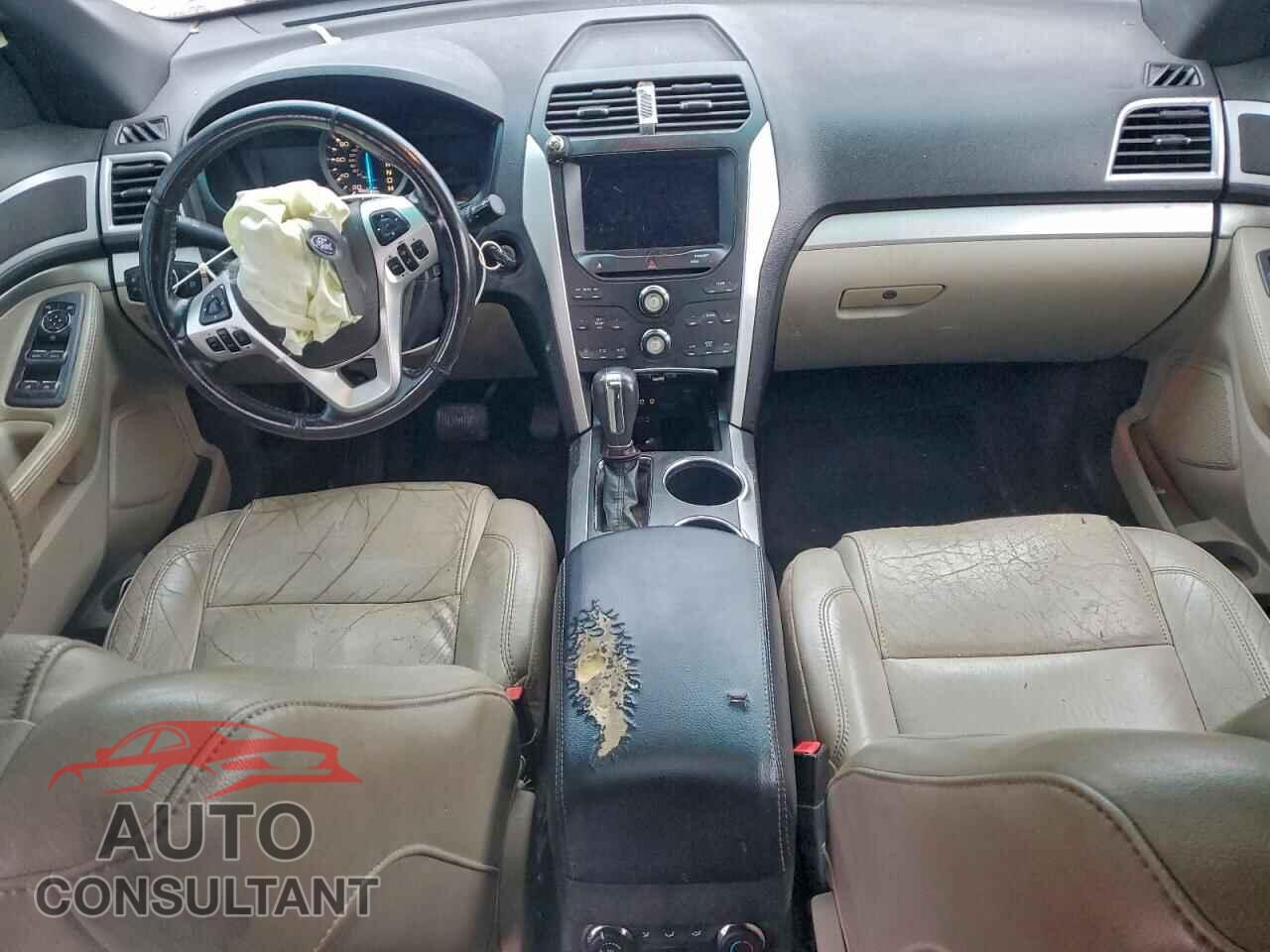 FORD EXPLORER 2011 - 1FMHK7D8XBGA48360