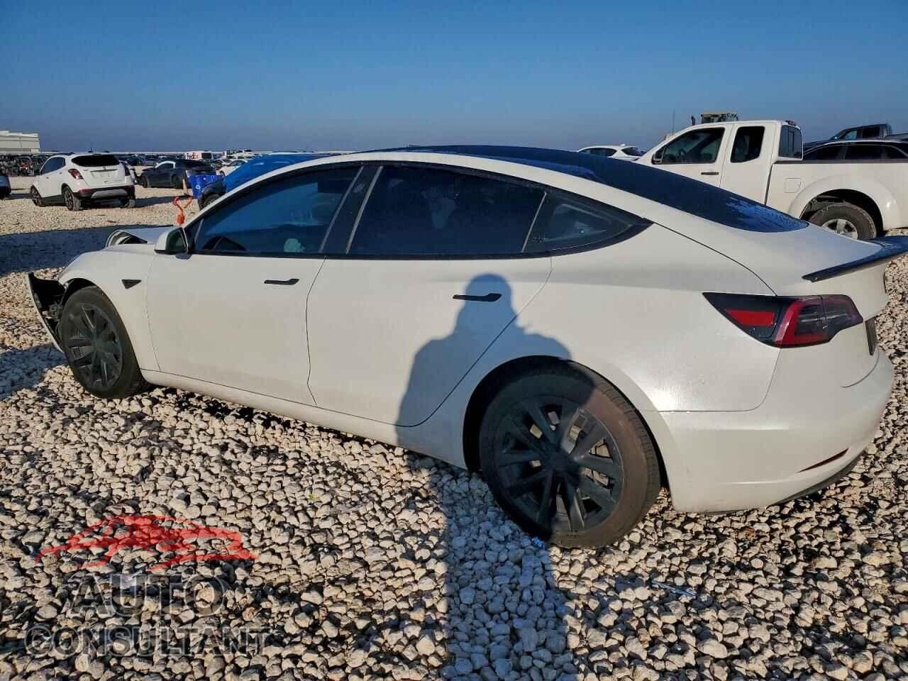 TESLA MODEL 3 2023 - 5YJ3E1EA0PF500354