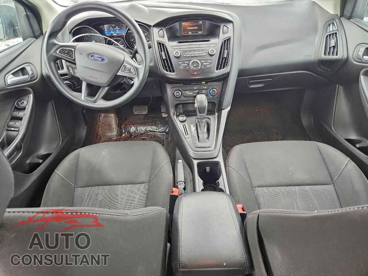 FORD FOCUS 2017 - 1FADP3F22HL303594