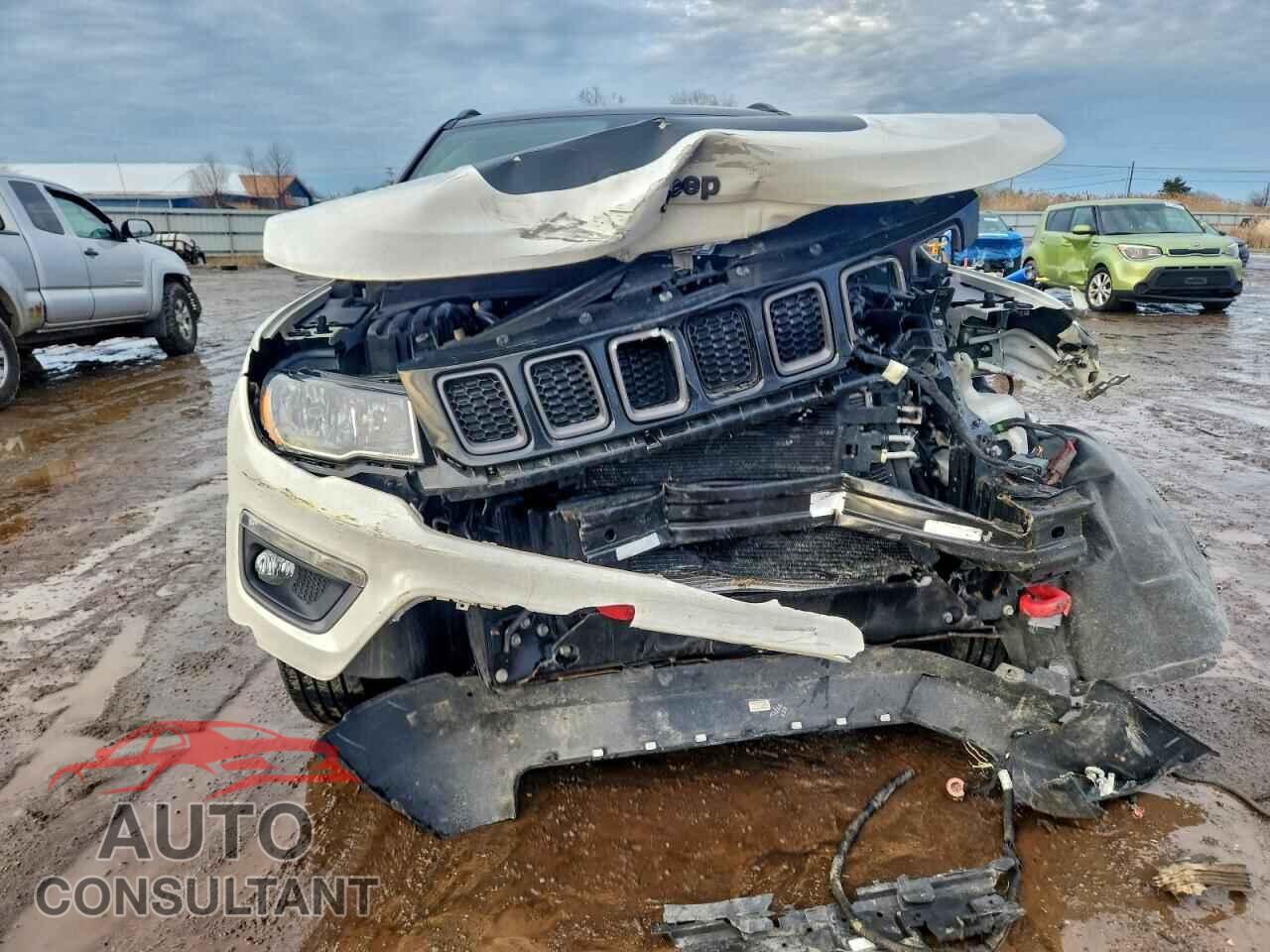 JEEP COMPASS 2017 - 3C4NJDDB8HT657097
