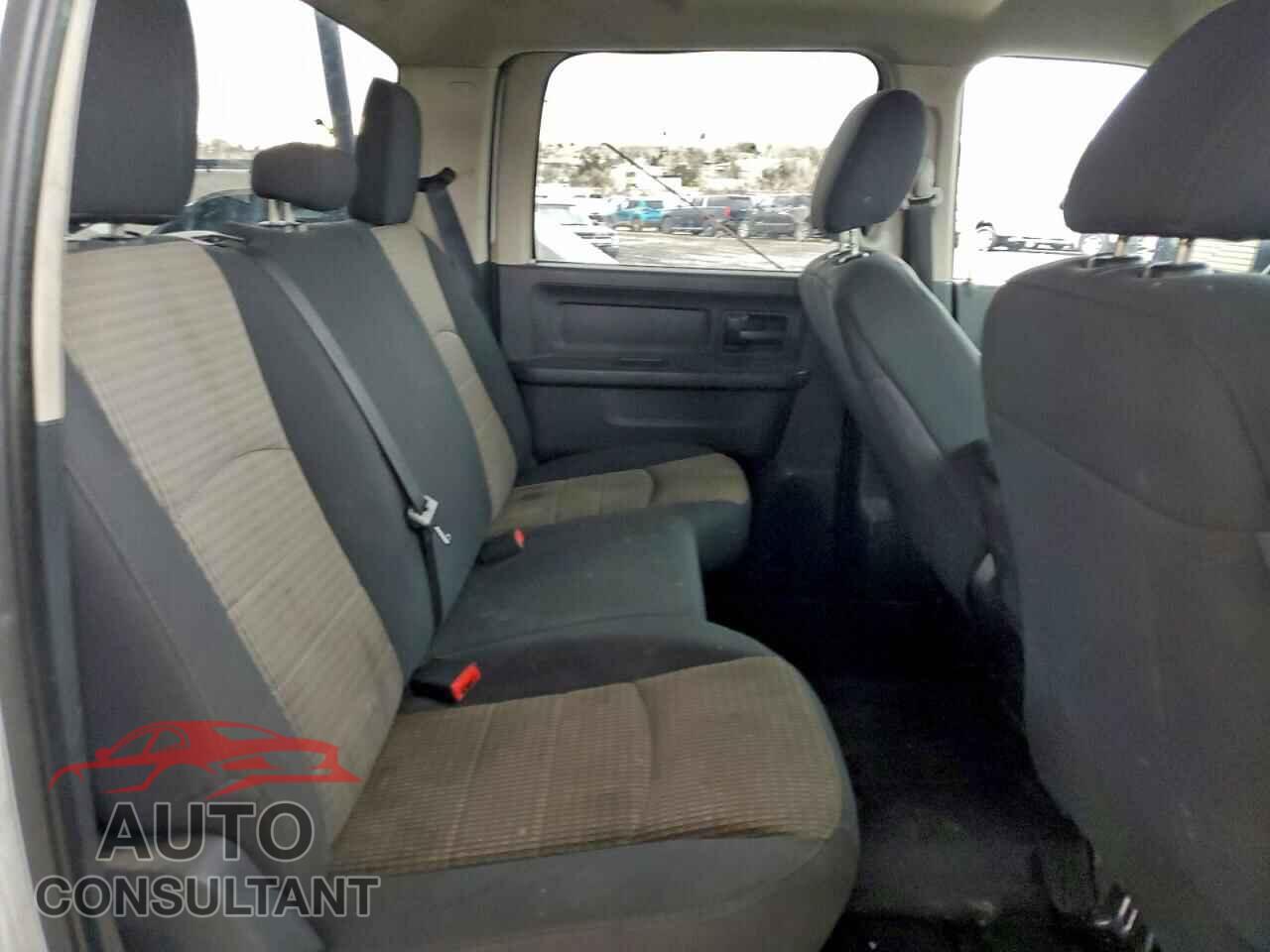 DODGE RAM 2500 2012 - 3C6TD5HT2CG196026