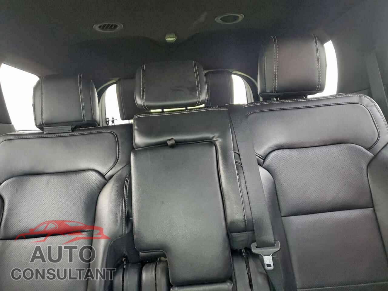FORD EXPLORER 2018 - 1FM5K7F81JGB80549
